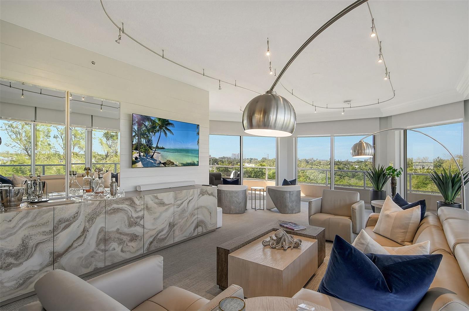 GRAND BAY 4 - Residential