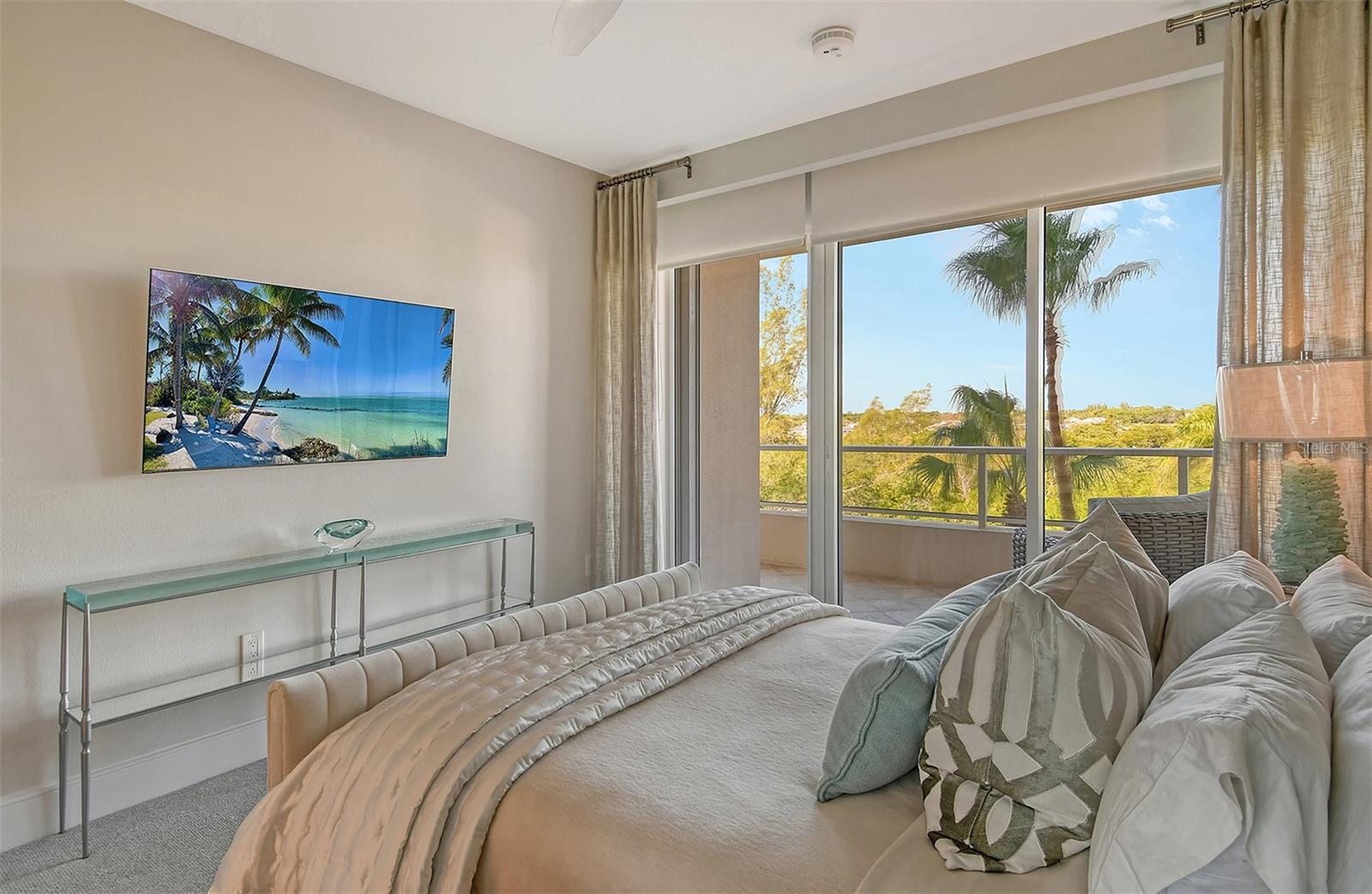 GRAND BAY 4 - Residential