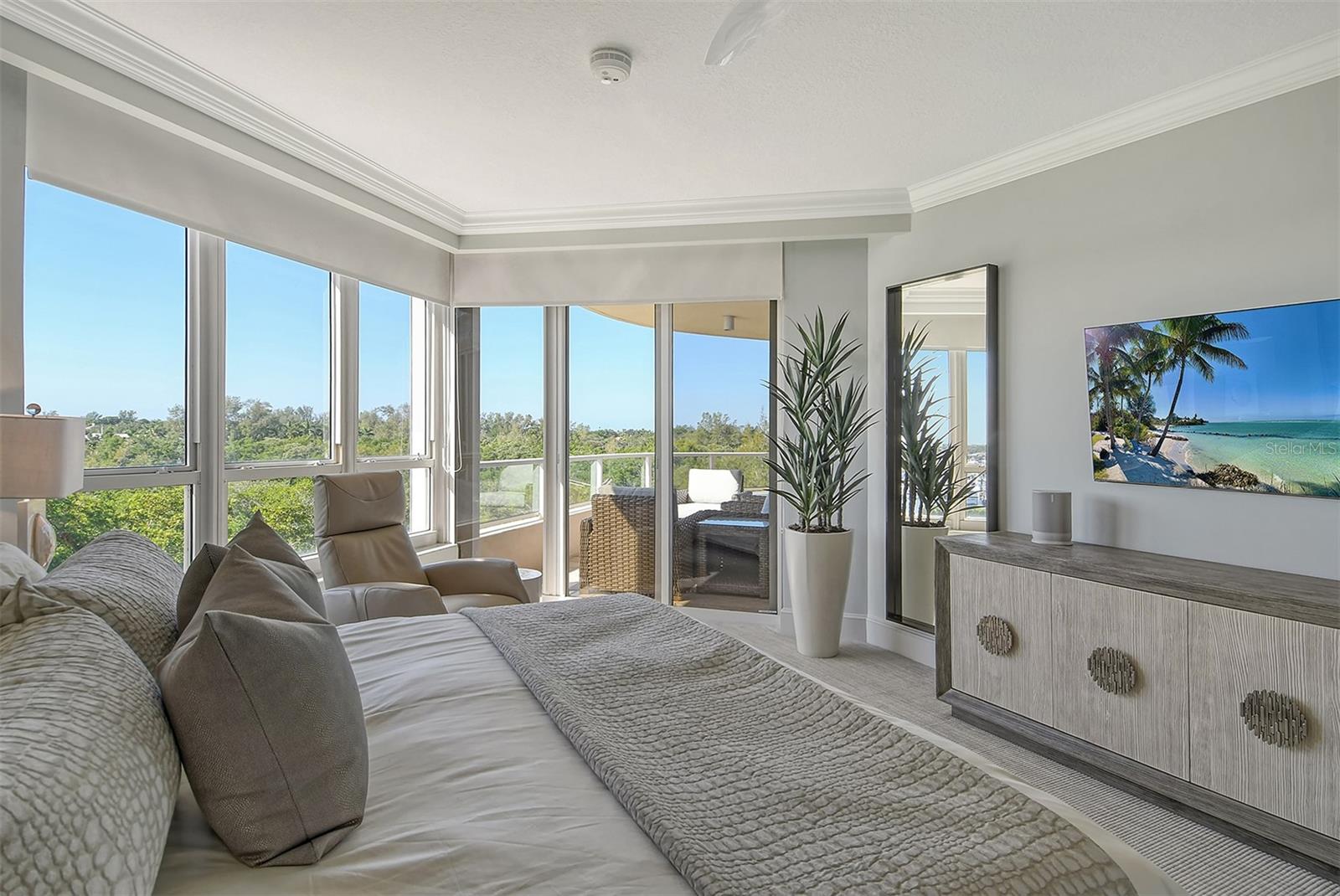 GRAND BAY 4 - Residential