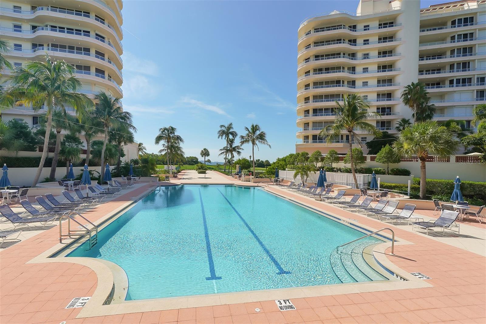 GRAND BAY 4 - Residential