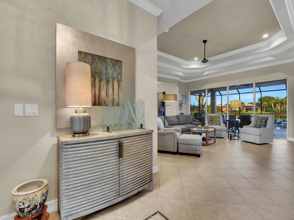 VERANDAH - Residential