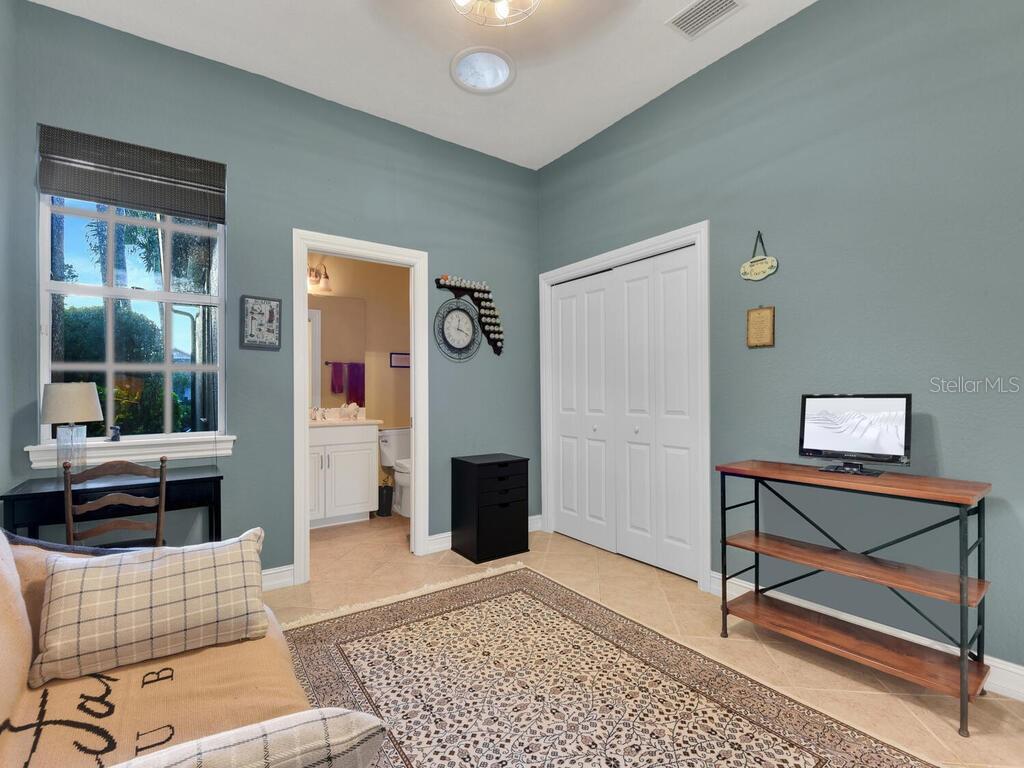 VERANDAH - Residential