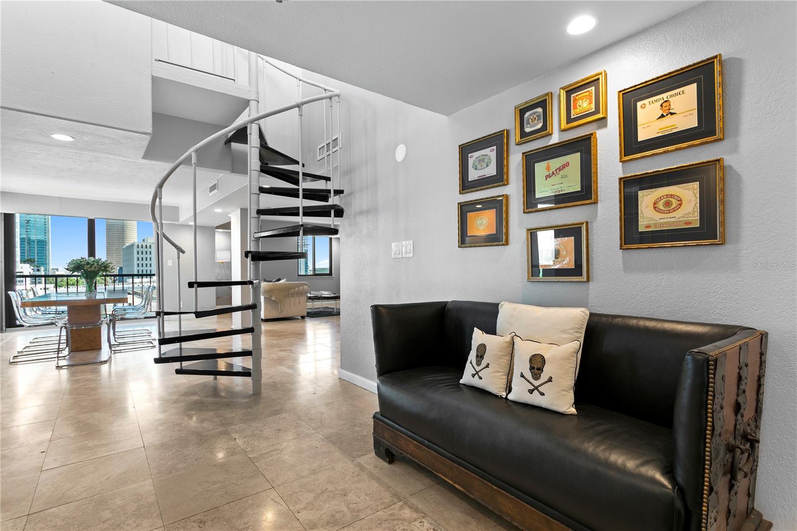 201 W LAUREL STREET 1006