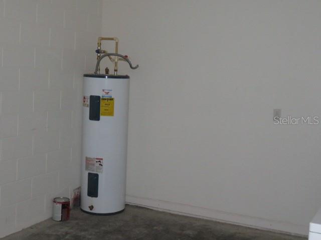 HERITAGE COMMONS - Residential Lease