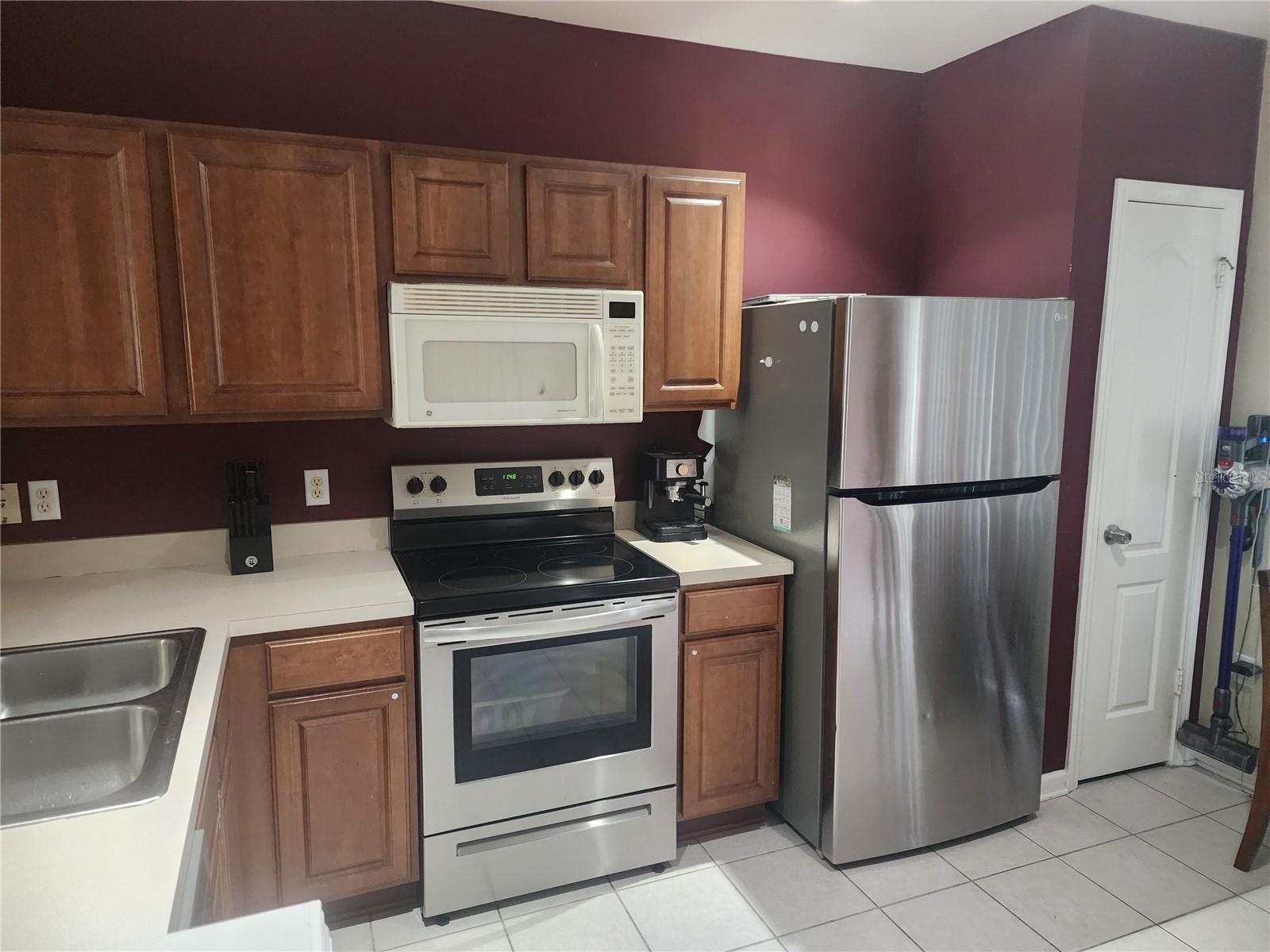 4537 KENNEWICK PLACE 4537