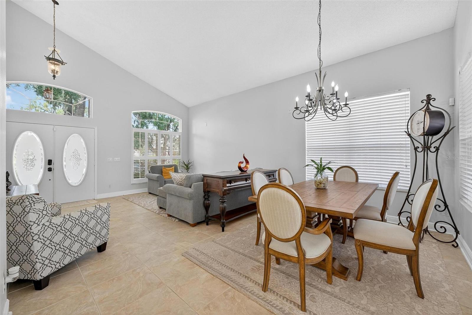 CAMERON GROVE - Residential