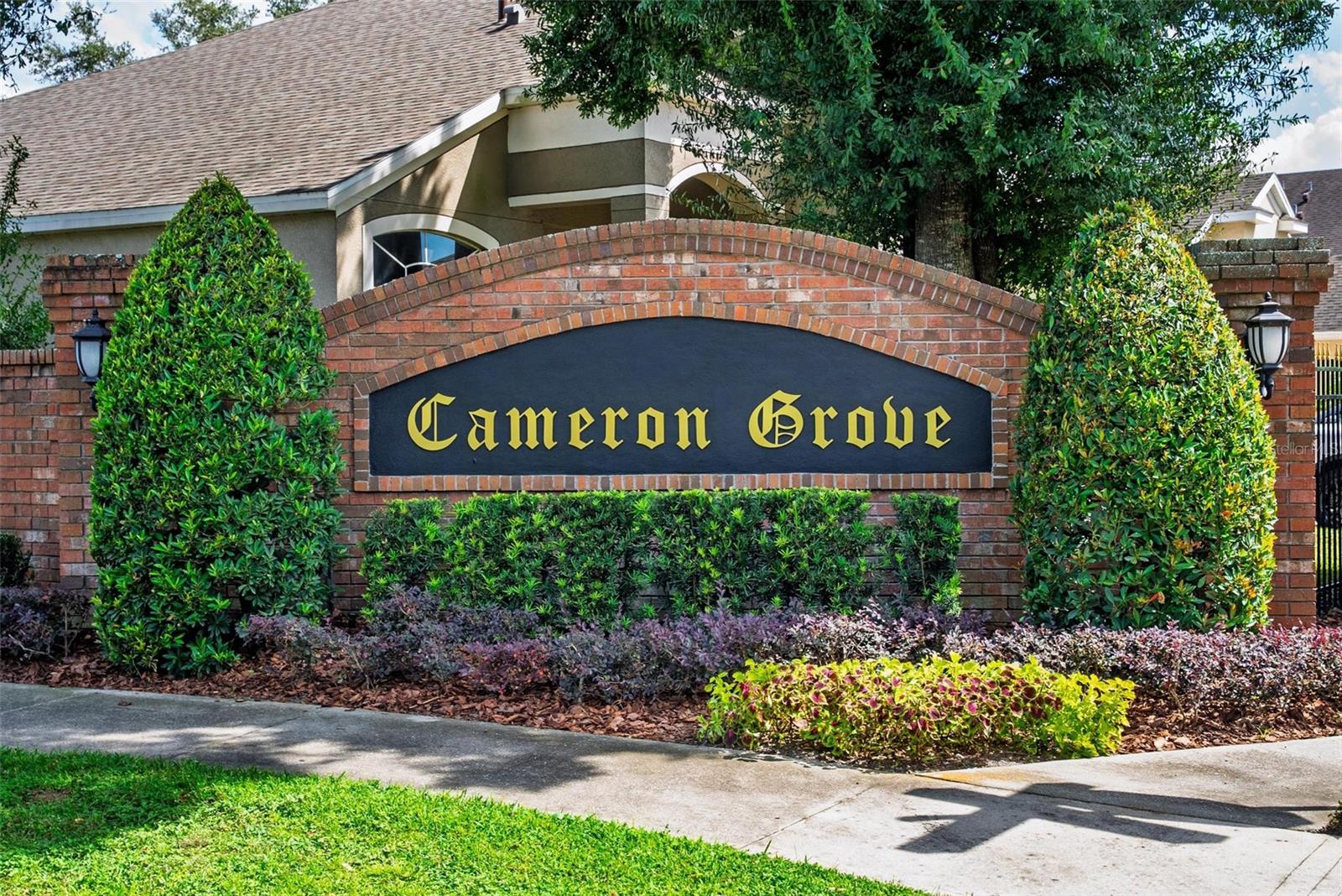 CAMERON GROVE - Residential
