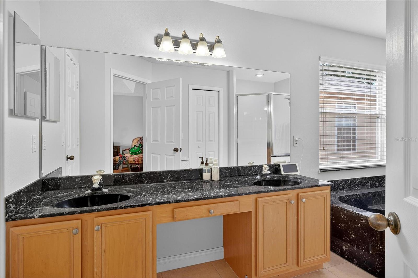 CAMERON GROVE - Residential