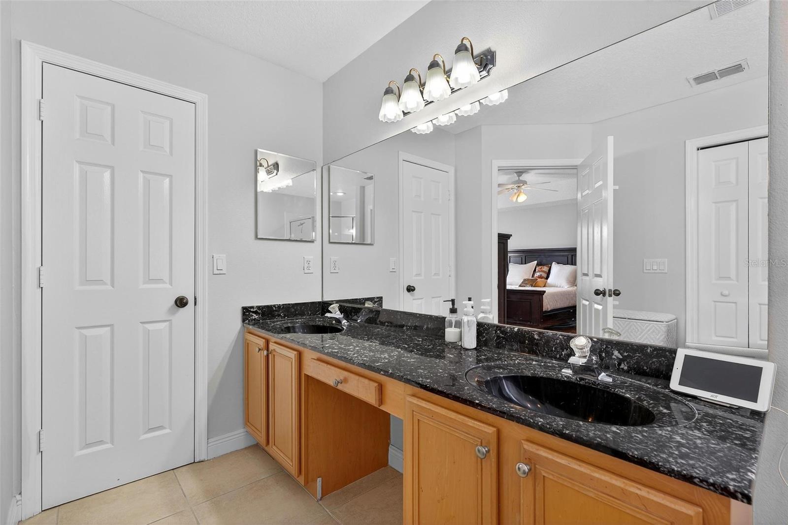 CAMERON GROVE - Residential