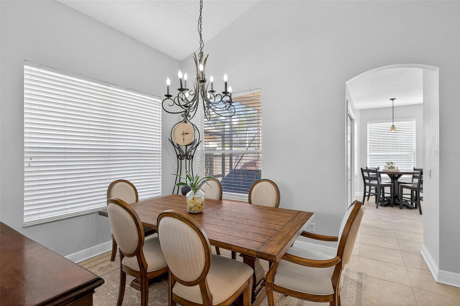 CAMERON GROVE - Residential