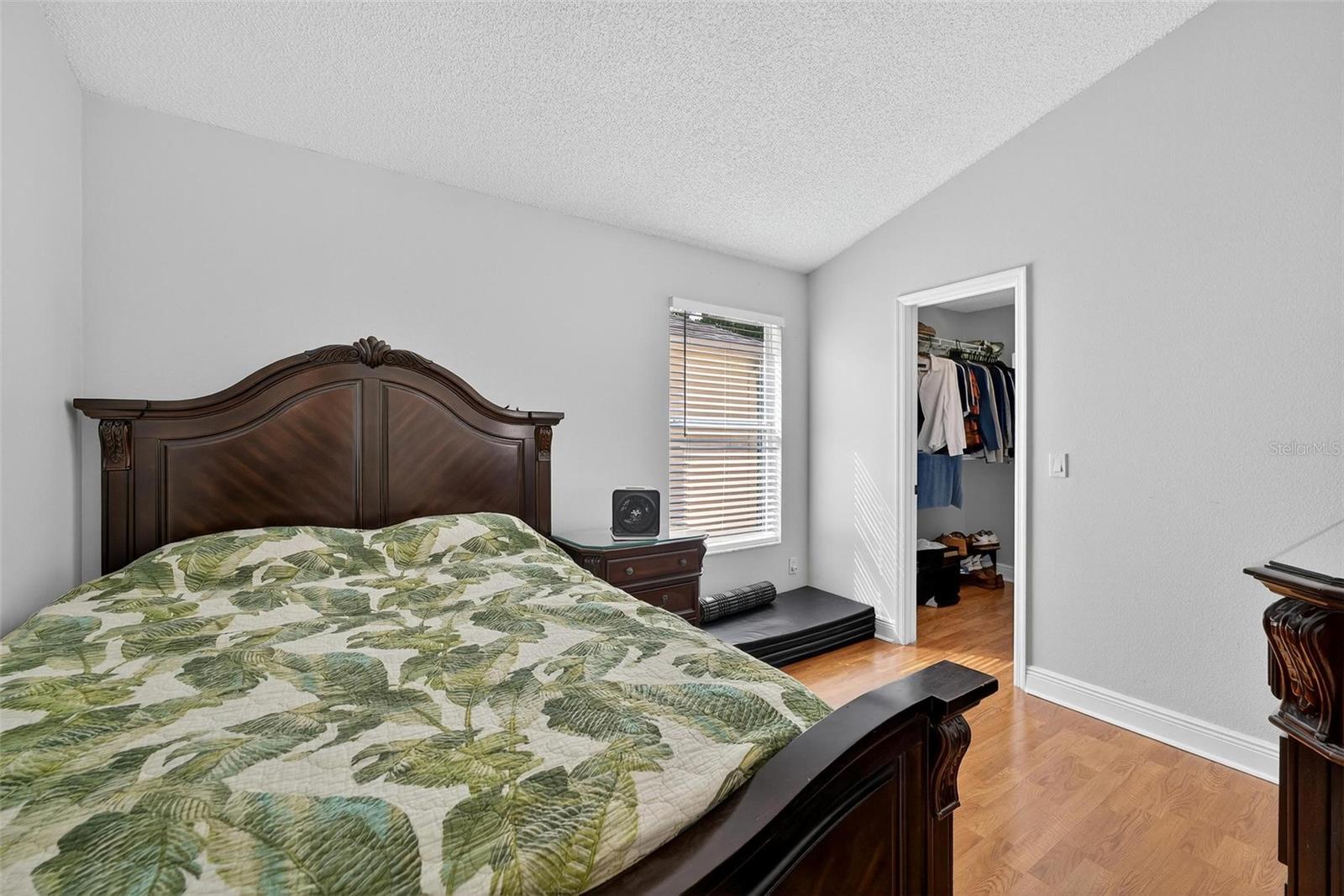 CAMERON GROVE - Residential