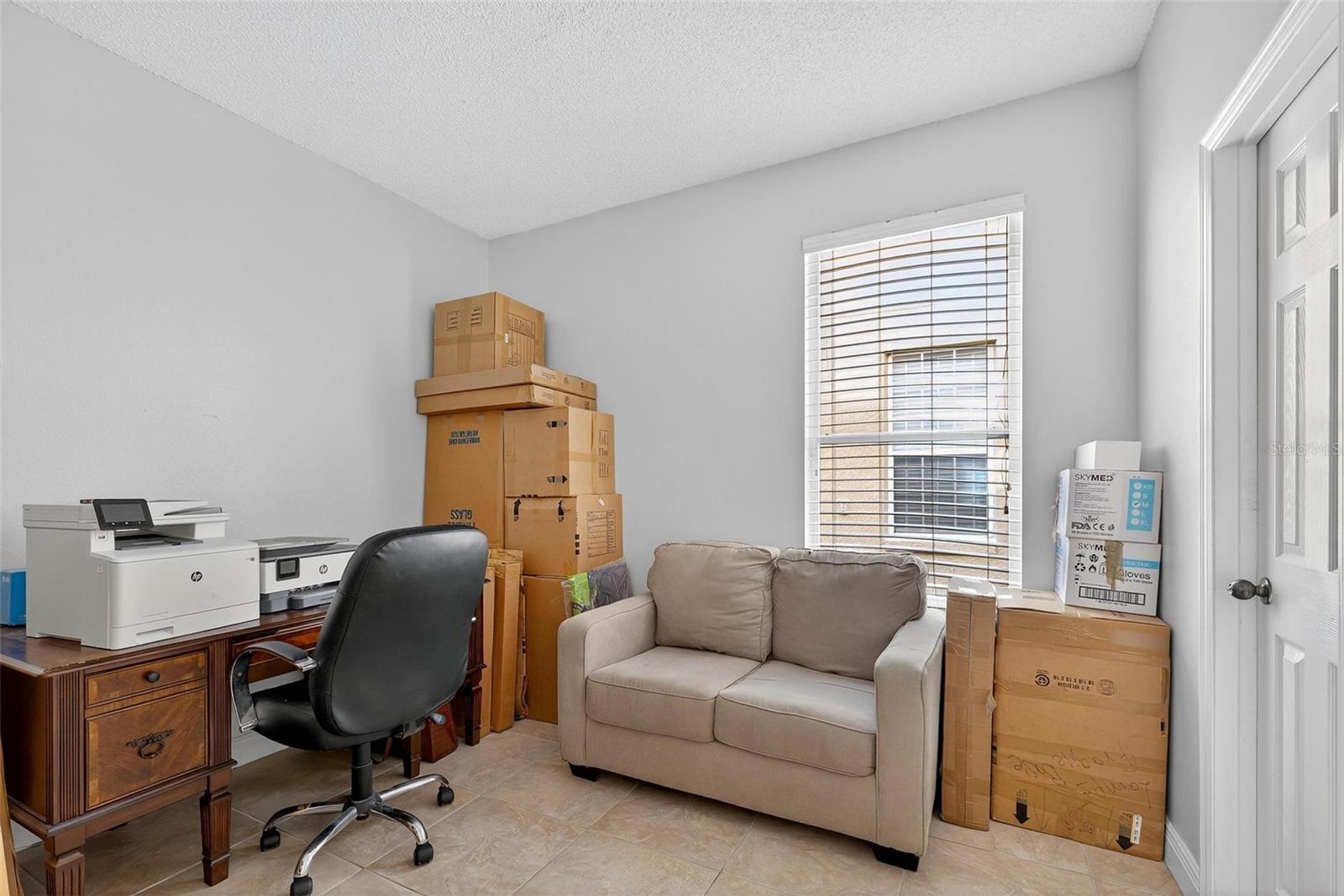 CAMERON GROVE - Residential