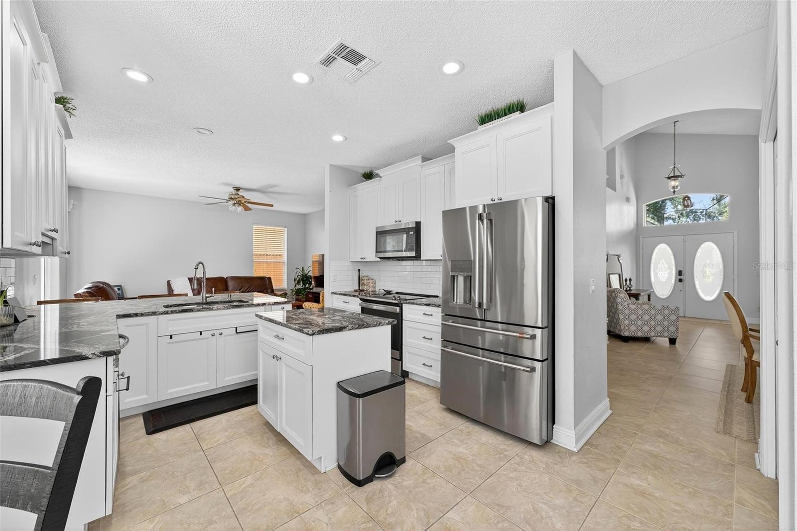 CAMERON GROVE - Residential