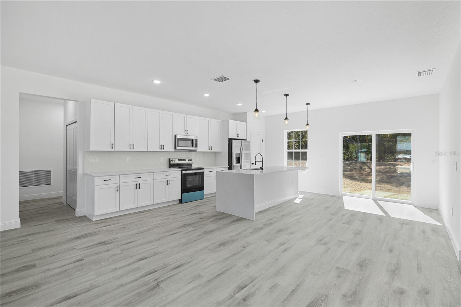 CITRUS SPGS UNIT 04 - Residential