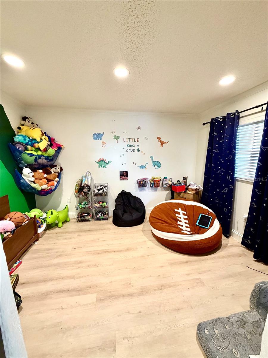 PIER POINT - Residential