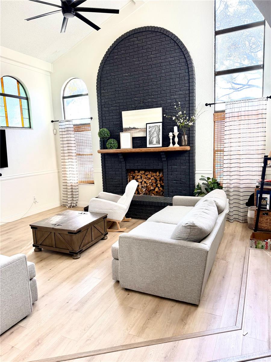 PIER POINT - Residential