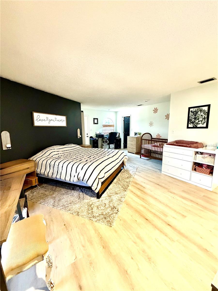 PIER POINT - Residential