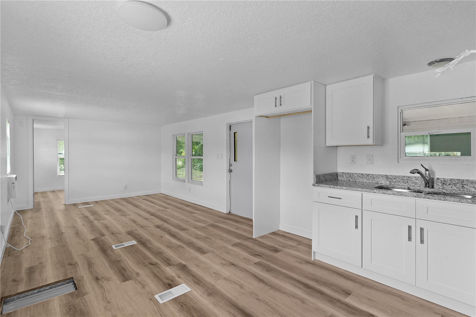 OKAHUMPKA - Residential