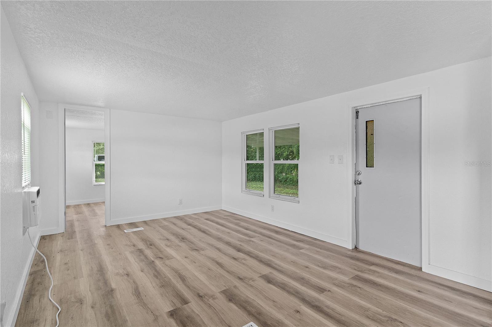 OKAHUMPKA - Residential