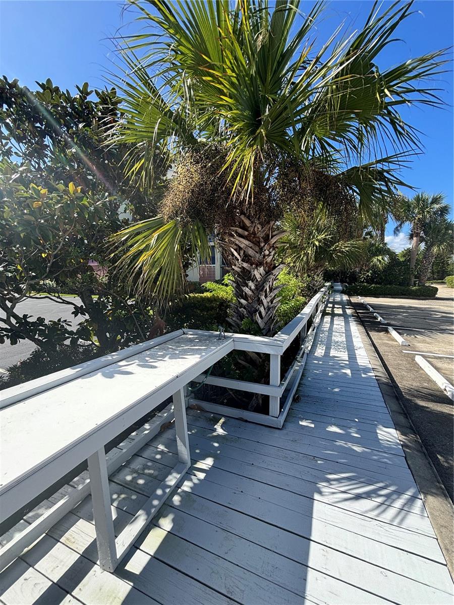 KIAWAH BAY CONDO UNIT 101 - Residential