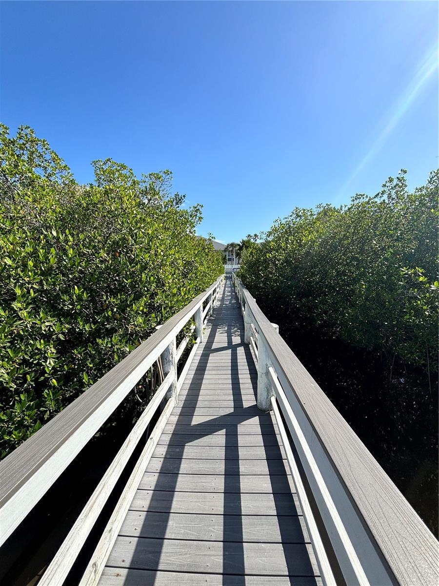 KIAWAH BAY CONDO UNIT 101 - Residential