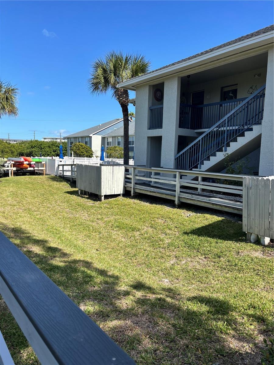 KIAWAH BAY CONDO UNIT 101 - Residential