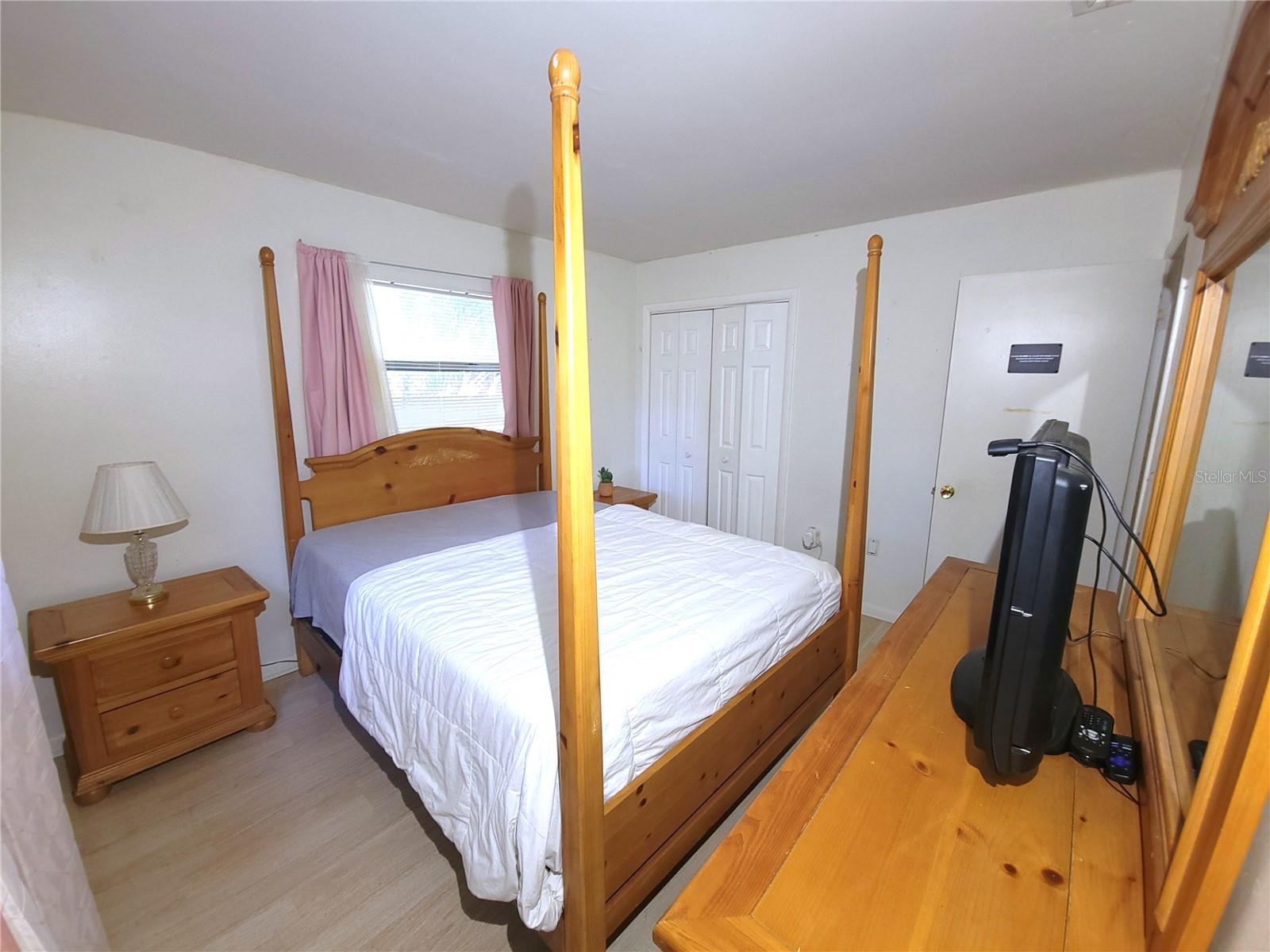 SILVER SPGS SHORES UN 48 - Residential