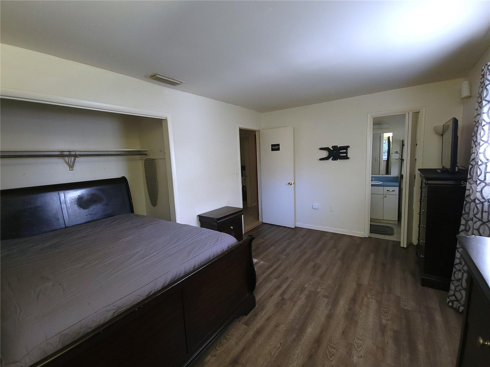 SILVER SPGS SHORES UN 48 - Residential