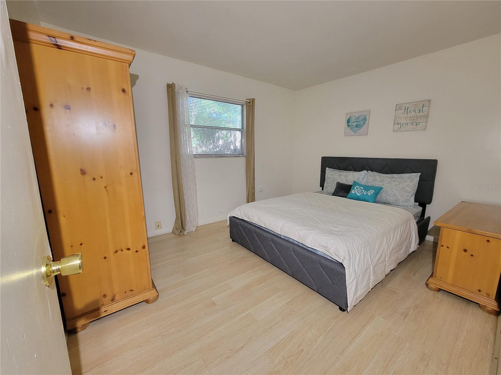 SILVER SPGS SHORES UN 48 - Residential