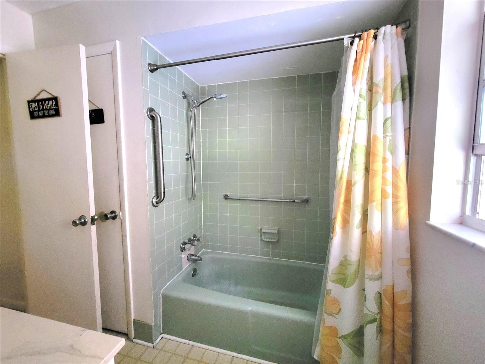 SILVER SPGS SHORES UN 48 - Residential