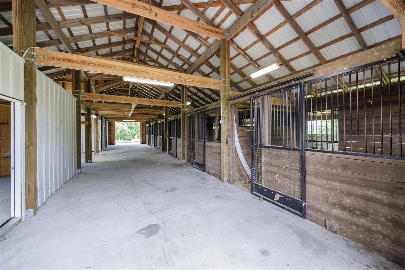 SHAW FARMS OF ALACHUA - Residential