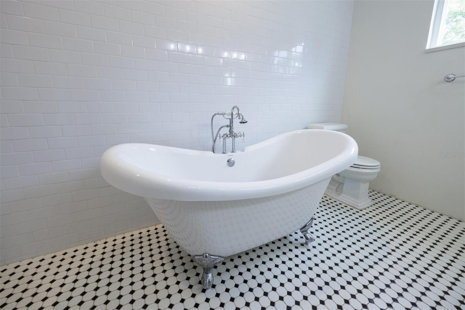 SHAW FARMS OF ALACHUA - Residential