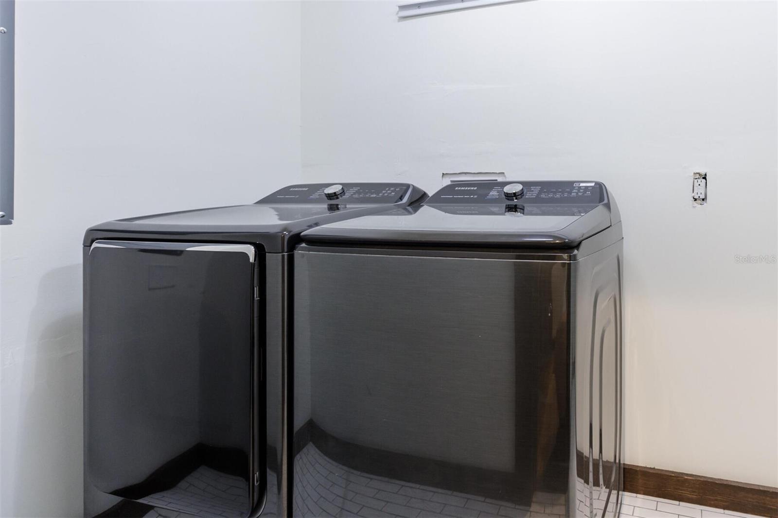 SHAW FARMS OF ALACHUA - Residential