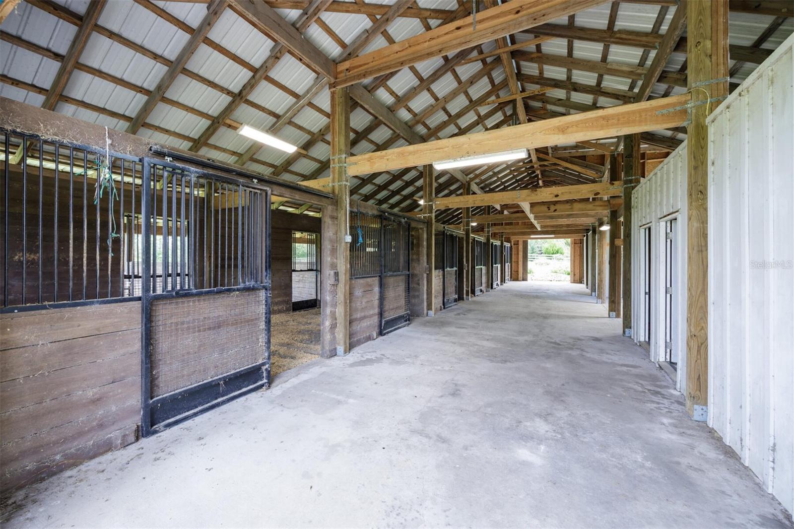 SHAW FARMS OF ALACHUA - Residential