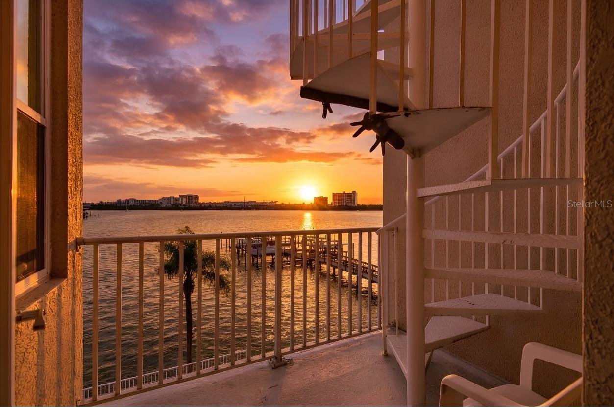 200 BRIGHTWATER DRIVE 3
