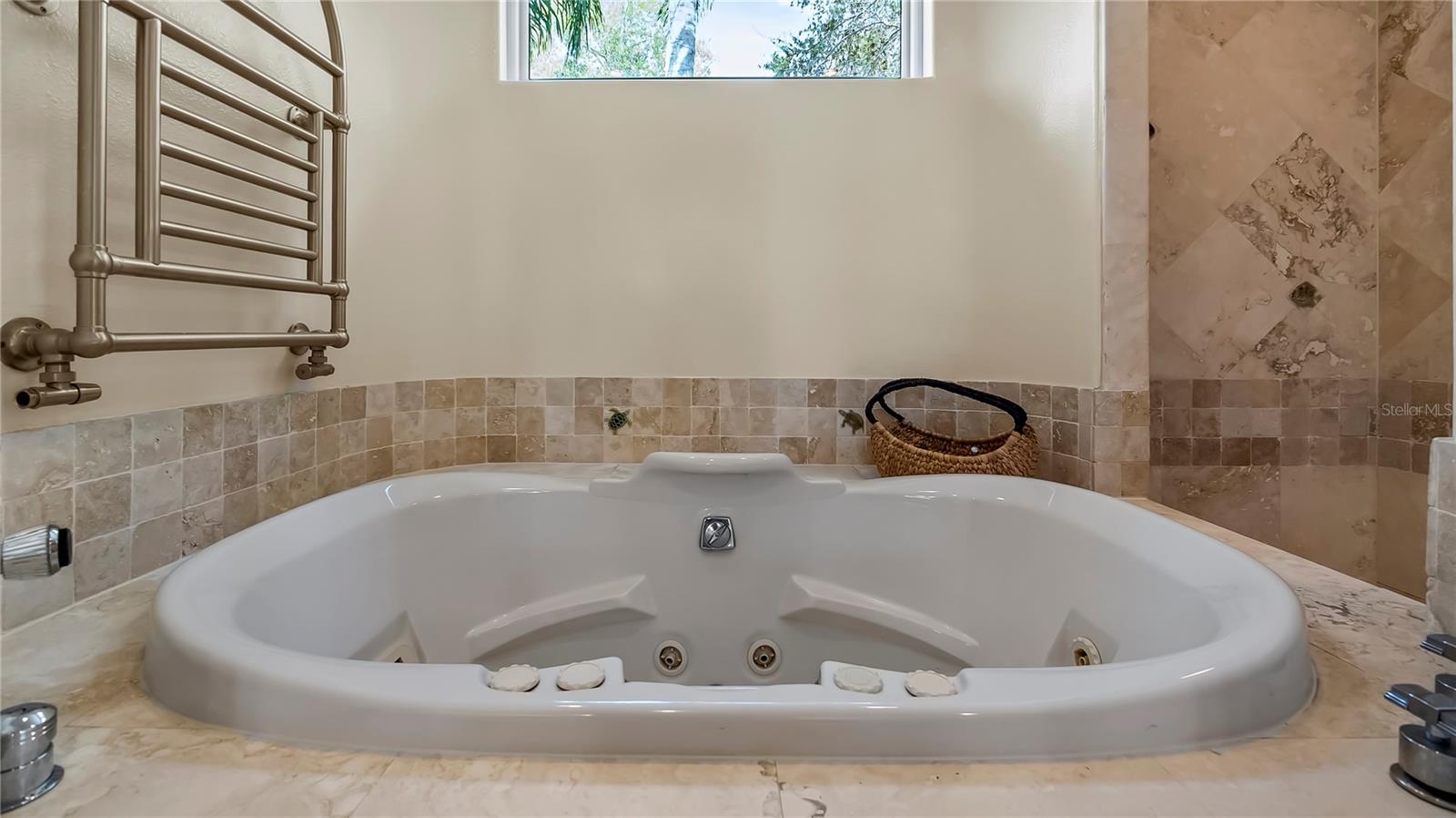 GROVELAND FARMS 13-23-25 - Residential