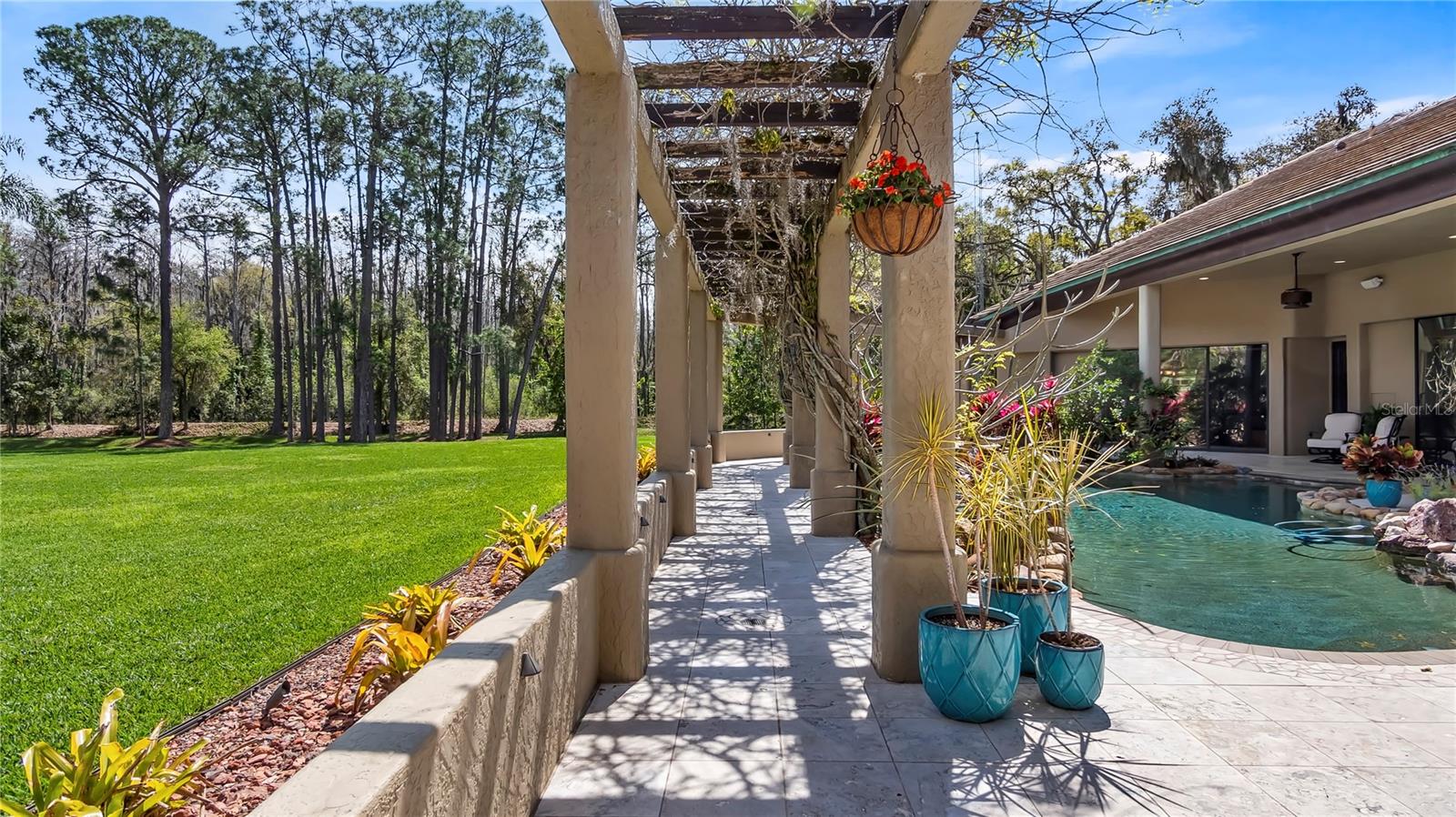 GROVELAND FARMS 13-23-25 - Residential