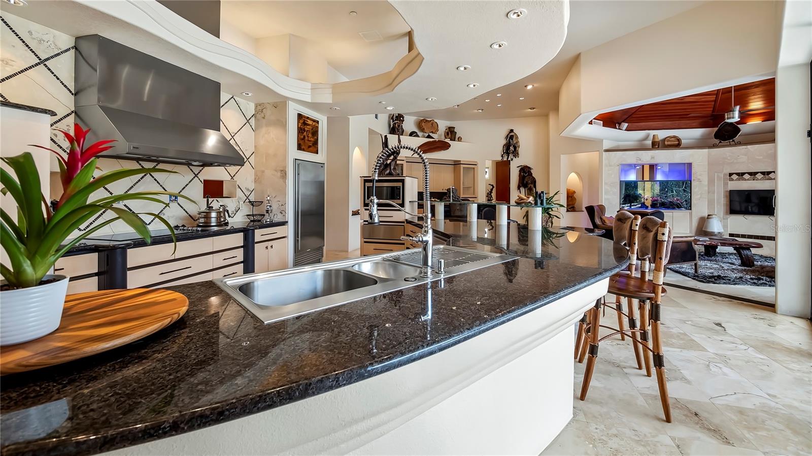 GROVELAND FARMS 13-23-25 - Residential