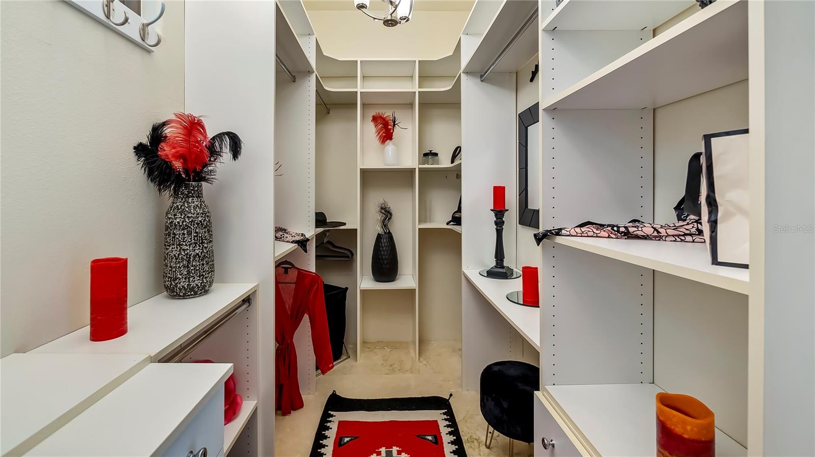 GROVELAND FARMS 13-23-25 - Residential