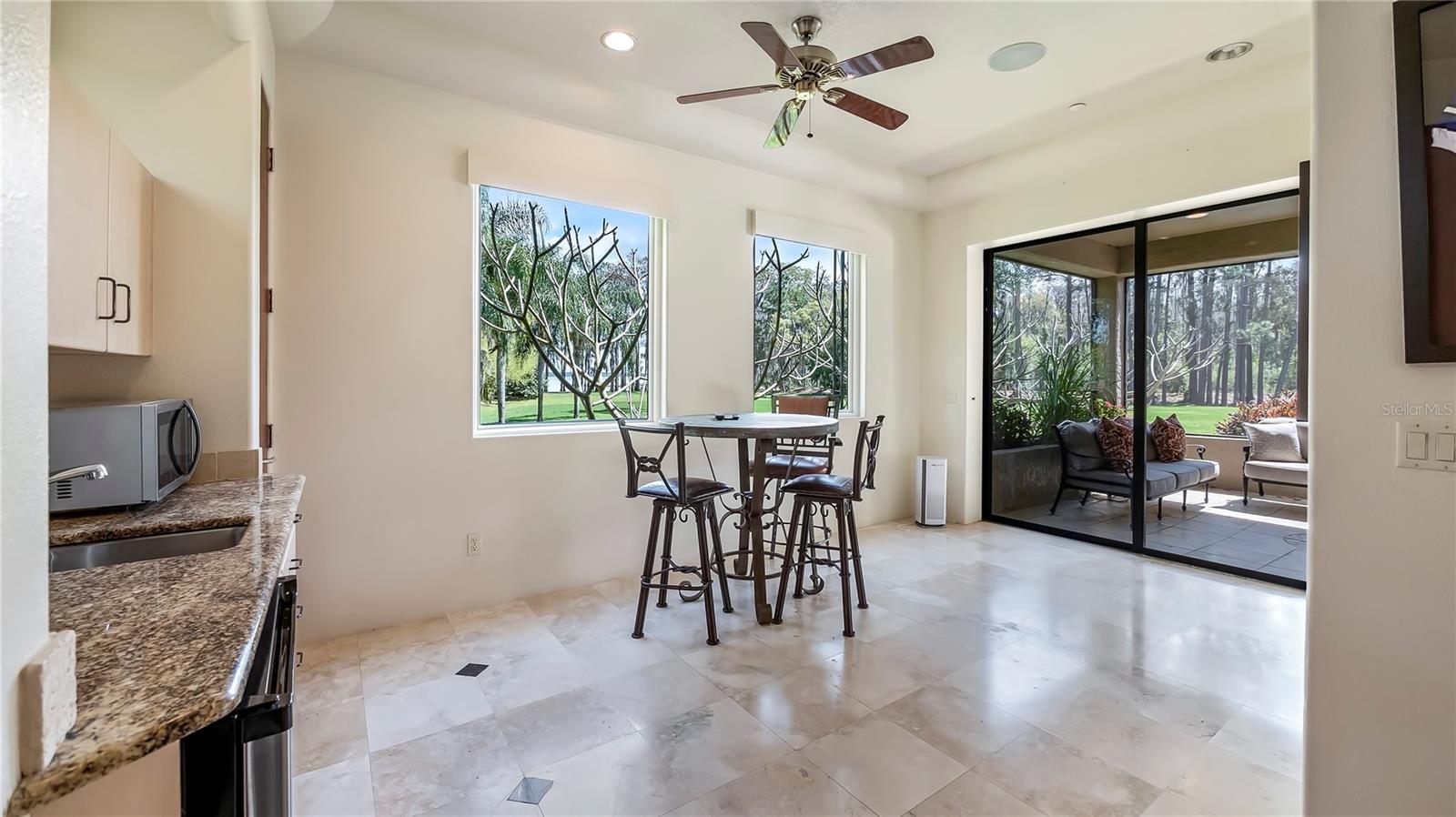 GROVELAND FARMS 13-23-25 - Residential