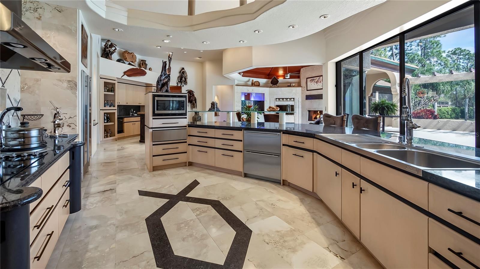 GROVELAND FARMS 13-23-25 - Residential