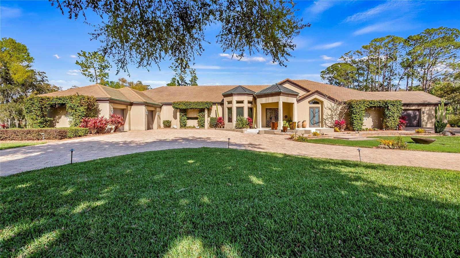 GROVELAND FARMS 13-23-25 - Residential