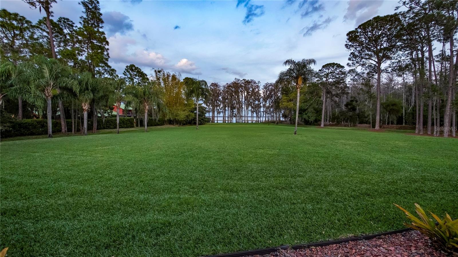 GROVELAND FARMS 13-23-25 - Residential