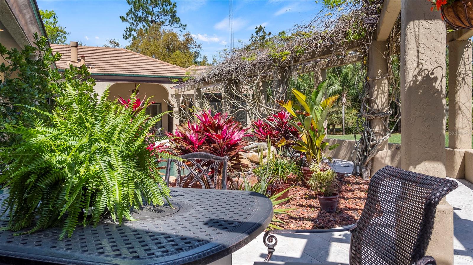 GROVELAND FARMS 13-23-25 - Residential