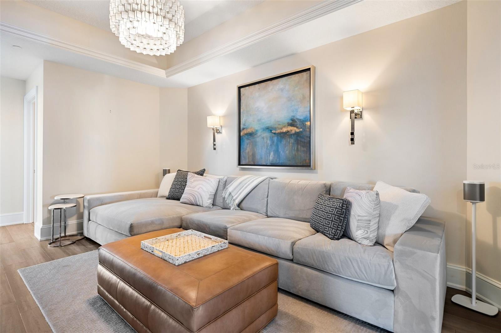 VINOY PLACE CONDO - Residential