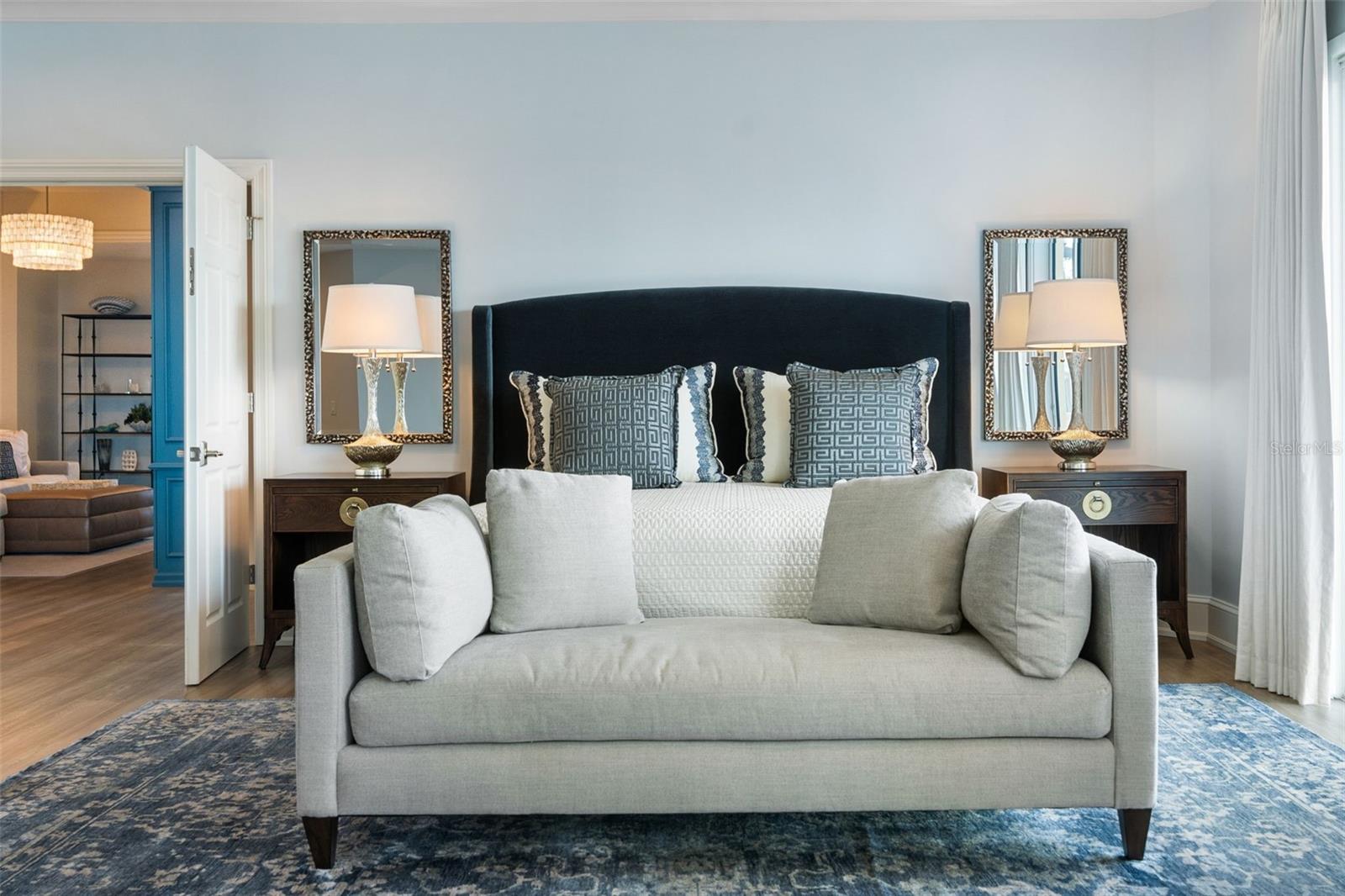 VINOY PLACE CONDO - Residential