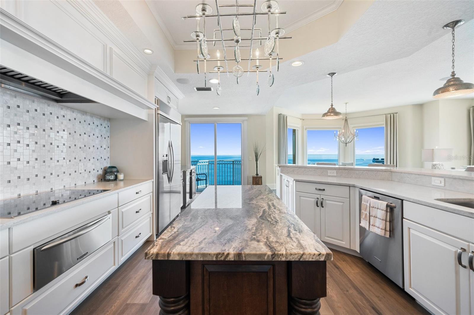 VINOY PLACE CONDO - Residential