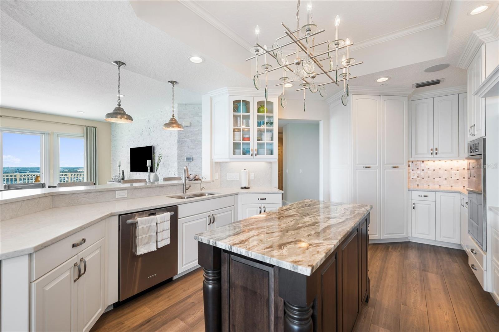 VINOY PLACE CONDO - Residential