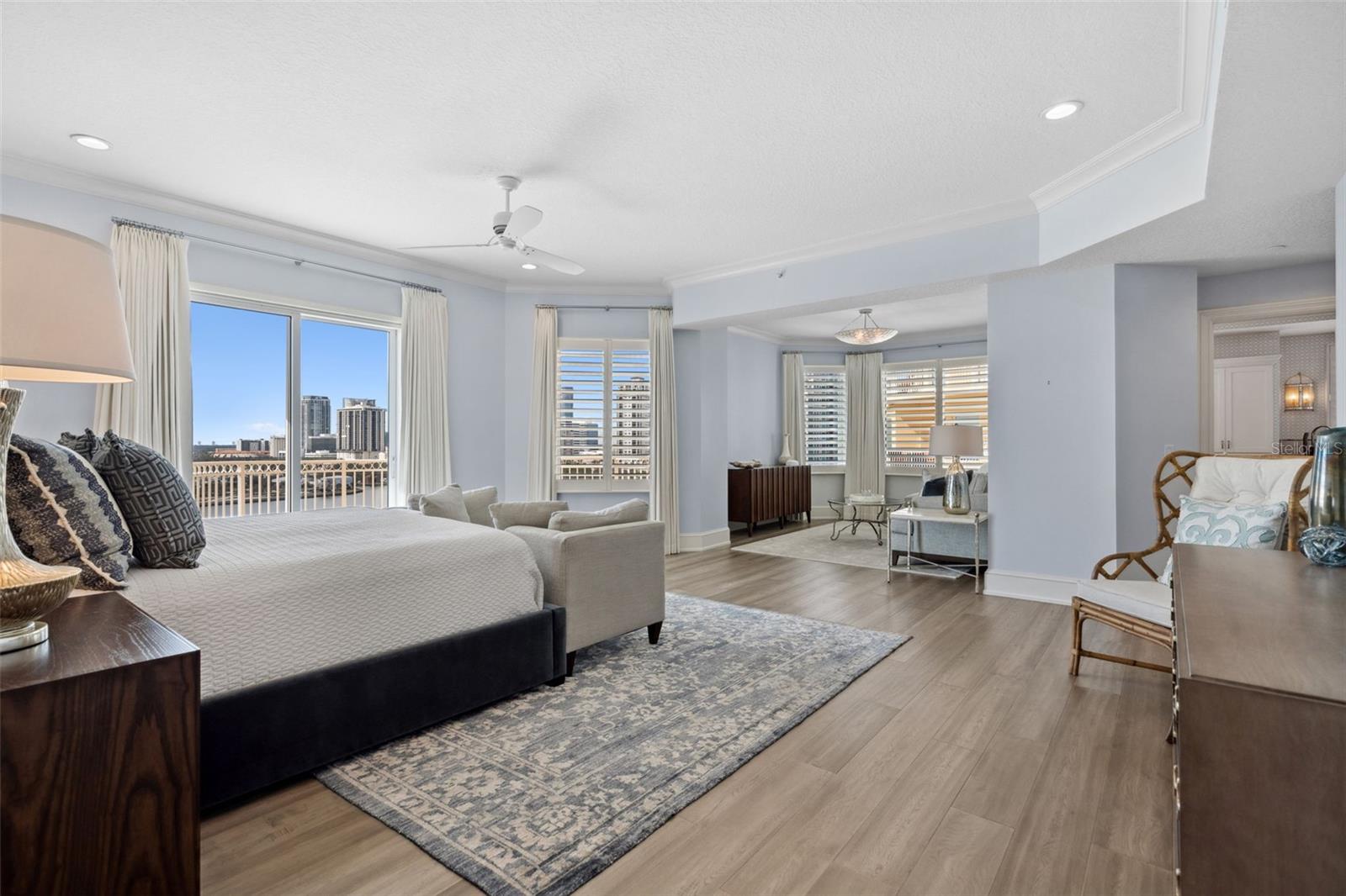 VINOY PLACE CONDO - Residential