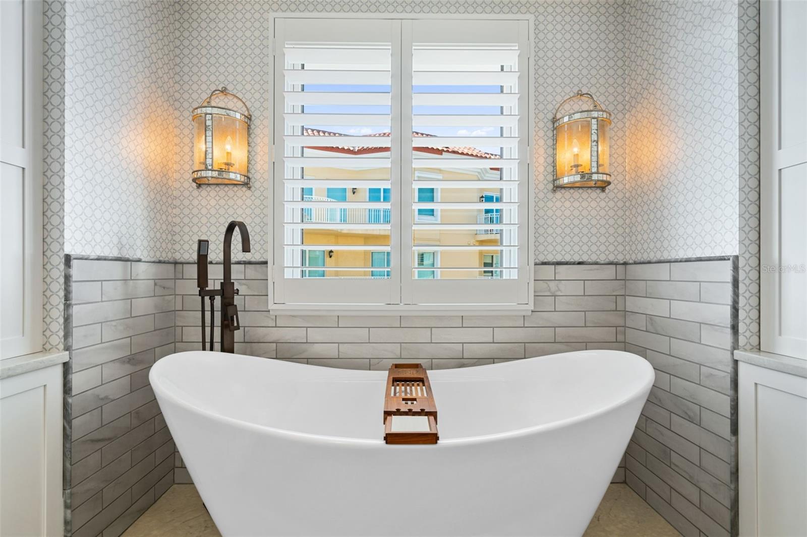 VINOY PLACE CONDO - Residential